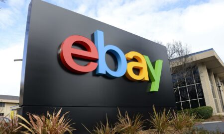 Cárcel para exempleados de eBay por intimidar a críticos con envíos lúgubres