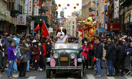 Nueva York cierra festejos del Año Nuevo Lunar con un multitudinario desfile