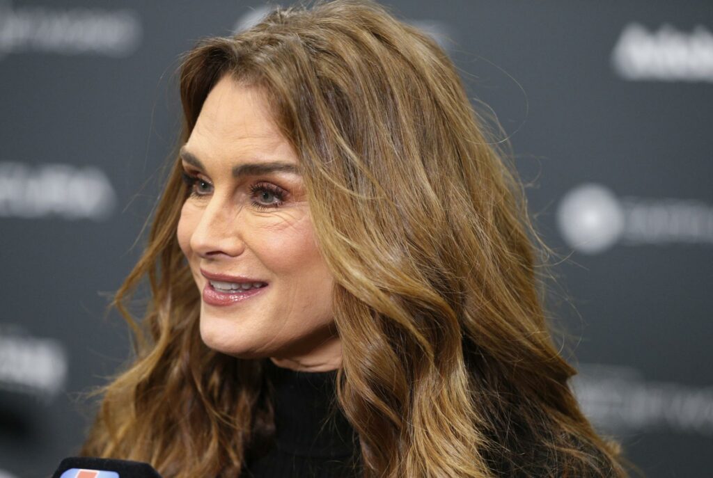 Brooke Shields Revela Que Un Ejecutivo De Cine Abusó De Ella Hace 30 Años Latino News