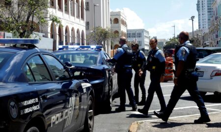 Asesinan a tiros a un policía y hieren a otros dos frente a panadería en Trujillo Alto