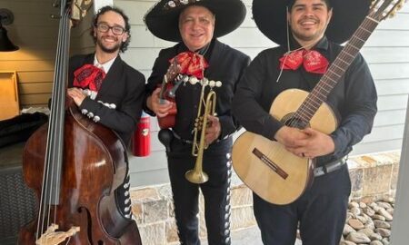 La música de mariachi inspira a los habitantes de Alabama de todos los orígenes