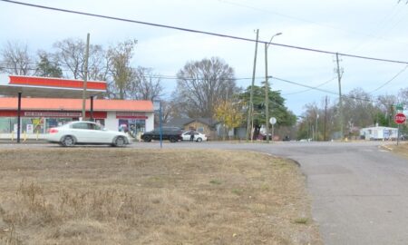 Mujer de 18 años atropellada por vehículo en 27th Street SW