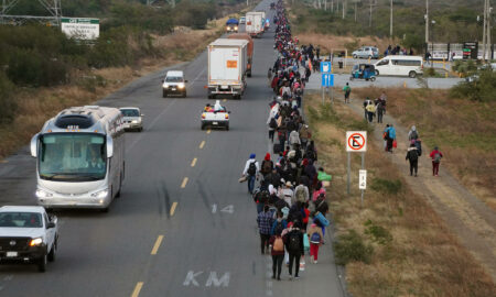 EE.UU. y México retoman el viernes las negociaciones migratorias ante la crisis fronteriza