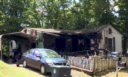 Dos personas hospitalizadas tras un incendio en una casa en Birmingham