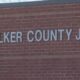 Oficial penitenciario arrestado por promover el contrabando en prisión en el condado de Walker