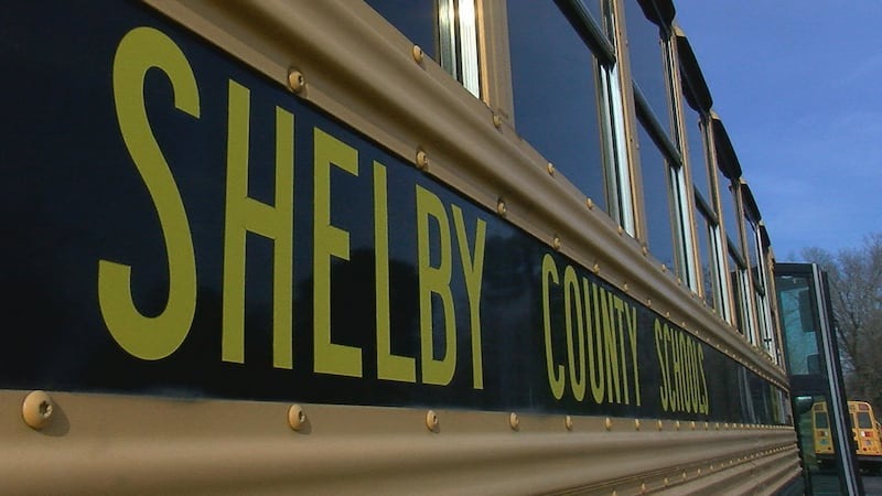 Escuelas del condado de Shelby dan la bienvenida a nuevos maestros