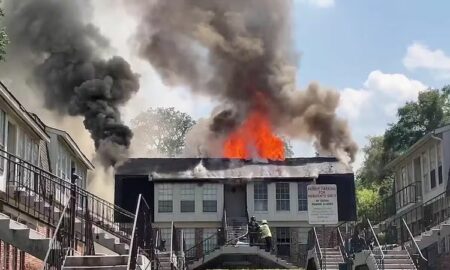 Incendio daña 4 apartamentos en el vecindario de Glen Iris