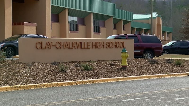 Estudiante de la escuela secundaria Clay-Chalkville fue encontrado con un arma el miércoles