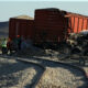 Autoridades mexicanas extraen ácido sulfúrico del tren que se descarriló con migrantes