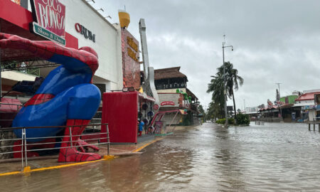 Helene causa daños en el norte de Quintana Roo tras su paso por el sur de México