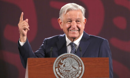 López Obrador califica de “ramplón” opinar que la reforma judicial traerá una dictadura