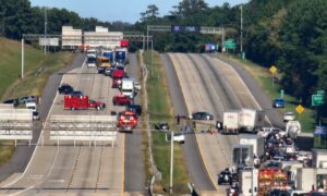 Varias personas con heridas leves tras un choque de 10 vehículos en la I-459