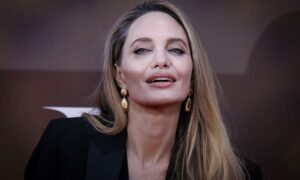 Angelina Jolie será la protagonista de *Stitches*, la próxima película dirigida por Alice Winocour