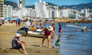 Acapulco, México, cierra 2024 con un 65% de recuperación turística tras huracanes