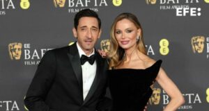 Brillo, encanto y creatividad en la alfombra roja de los premios BAFTA