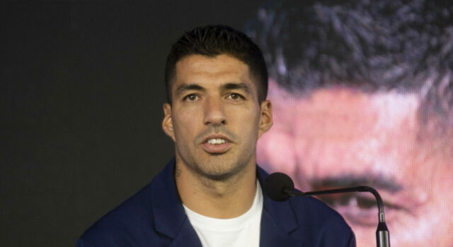 Luis Suárez dice adiós a la selección de Uruguay