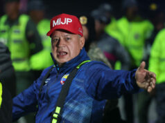 Un avión llega a Venezuela con 177 migrantes previamente retenidos en Guantánamo