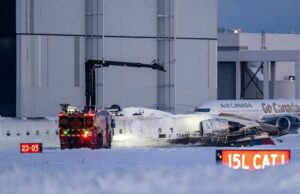 Un avión volcó al aterrizar en Toronto, dejando 18 heridos, tres graves