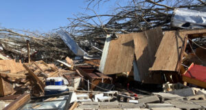 Acusan a hombre de robar calentador de agua y electrónicos tras tornado en Alabama Acusan a hombre de robar calentador de agua y electrónicos tras tornado en Alabama