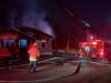 Bomberos combaten incendio el miércoles por la noche en Birmingham Bomberos combaten incendio el miércoles por la noche en Birmingham