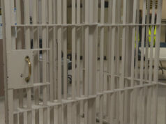 Dos adolescentes arrestados tras robo y tiroteo en Birmingham Dos adolescentes arrestados tras robo y tiroteo en Birmingham