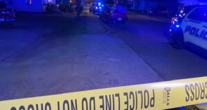 Dos hombres recibieron disparos el viernes por la noche en el barrio Riley de Birmingham Dos hombres recibieron disparos el viernes por la noche en el barrio Riley de Birmingham