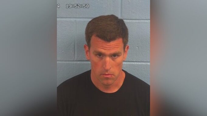 Hombre del condado de Etowah sentenciado a 50 años de prisión por abuso sexual infantil Hombre del condado de Etowah sentenciado a 50 años de prisión por abuso sexual infantil