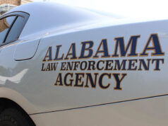Mujer de 65 años muere en choque frontal en el condado de Tuscaloosa Mujer de 65 años muere en choque frontal en el condado de Tuscaloosa