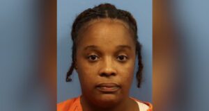 Mujer de Birmingham sentenciada por incendio en complejo de apartamentos Lakeview Mujer de Birmingham sentenciada por incendio en complejo de apartamentos Lakeview