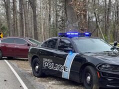 Persona arrestada tras posible robo y persecución vehicular en Helena Persona arrestada tras posible robo y persecución vehicular en Helena