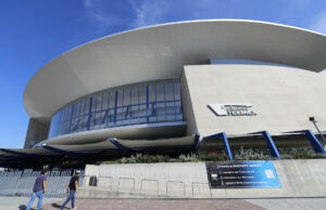 Autoridades mexicanas investigan homenaje a líder de cartel durante un concierto Autoridades mexicanas investigan homenaje a líder de cartel durante un concierto