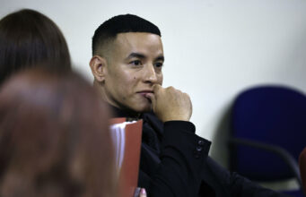 Daddy Yankee demanda a su exesposa por 250 millones de dólares en disputa Daddy Yankee demanda a su exesposa por 250 millones de dólares en disputa