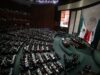 Diputados mexicanos aprueban prohibir reelección y nepotismo, pero la medida inicia en 2030 Diputados mexicanos aprueban prohibir reelección y nepotismo, pero la medida inicia en 2030