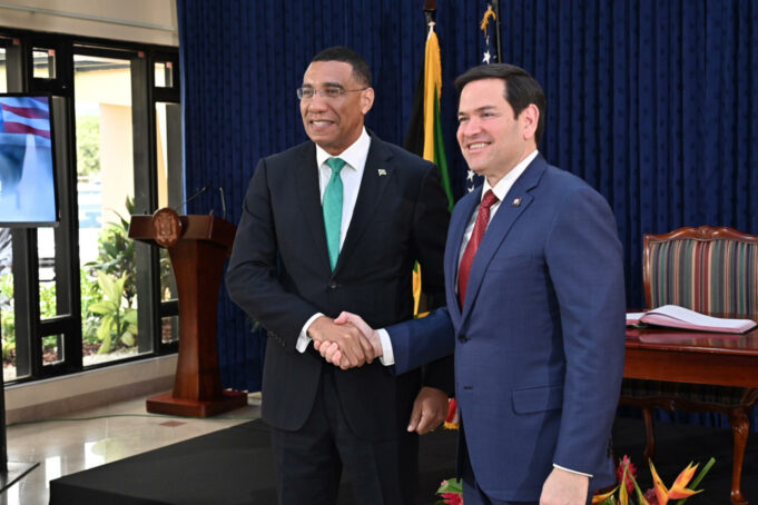 EE.UU. aborda con Trinidad y Tobago la “amenaza” del Tren de Aragua y la deportación de migrantes EE.UU. aborda con Trinidad y Tobago la "amenaza" del Tren de Aragua y la deportación de migrantes