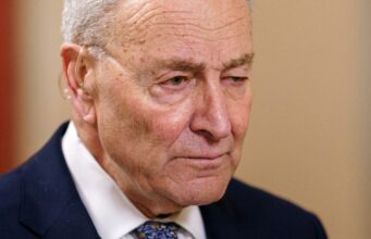 El respaldo a los presupuestos de Trump divide a los demócratas en el Congreso El respaldo a los presupuestos de Trump divide a los demócratas en el Congreso