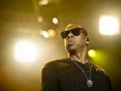 Jay-Z demanda a la mujer que lo acusó de violación y a sus abogados Jay-Z demanda a la mujer que lo acusó de violación y a sus abogados