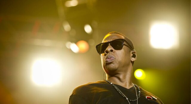 Jay-Z demanda a la mujer que lo acusó de violación y a sus abogados Jay-Z demanda a la mujer que lo acusó de violación y a sus abogados