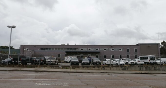 La Administración Trump retira la demanda contra la empresa señalada por abuso a menores migrantes La Administración Trump retira la demanda contra la empresa señalada por abuso a menores migrantes