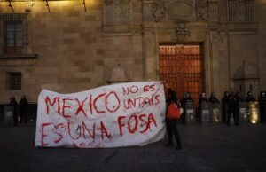 La Fiscalía de Jalisco se ofrece a ayudar en la investigación de fosas La Fiscalía de Jalisco se ofrece a ayudar en la investigación de fosas