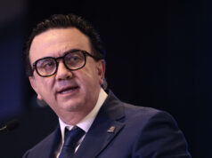 La patronal mexicana pide al Gobierno actuar con determinación frente a los aranceles de EE.UU. La patronal mexicana pide al Gobierno actuar con determinación frente a los aranceles de EE.UU.