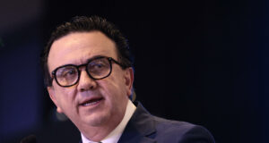 La patronal mexicana pide al Gobierno actuar con determinación frente a los aranceles de EE.UU. La patronal mexicana pide al Gobierno actuar con determinación frente a los aranceles de EE.UU.