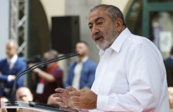 La principal central sindical de Argentina propone una huelga general contra Milei La principal central sindical de Argentina propone una huelga general contra Milei