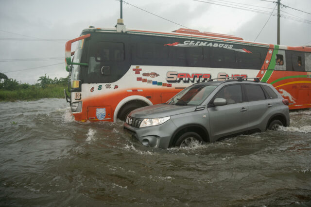 Las lluvias en Ecuador han causado 14 muertes y han afectado a casi 76.000 personas