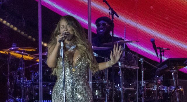 Mariah Carey gana la demanda sobre los derechos de su éxito navideño Mariah Carey gana la demanda sobre los derechos de su éxito navideño