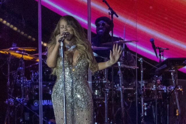 Mariah Carey gana la demanda sobre los derechos de su éxito navideño