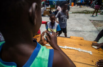 ONG alerta que la violencia en Haití impide a los niños asistir a escuela ONG alerta que la violencia en Haití impide a los niños asistir a escuela