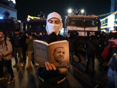 Se detienen las protestas masivas tras la detención del alcalde de Estambul Se detienen las protestas masivas tras la detención del alcalde de Estambul