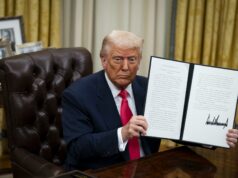 Trump suspende temporalmente y de forma parcial la guerra comercial con México y Canadá Trump suspende temporalmente y de forma parcial la guerra comercial con México y Canadá