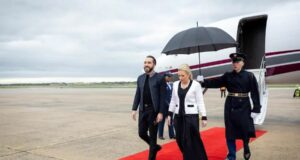 Bukele llega a Washington; Trump lo llama “presidente B” y espera reunión Bukele llega a Washington; Trump lo llama “presidente B” y espera reunión