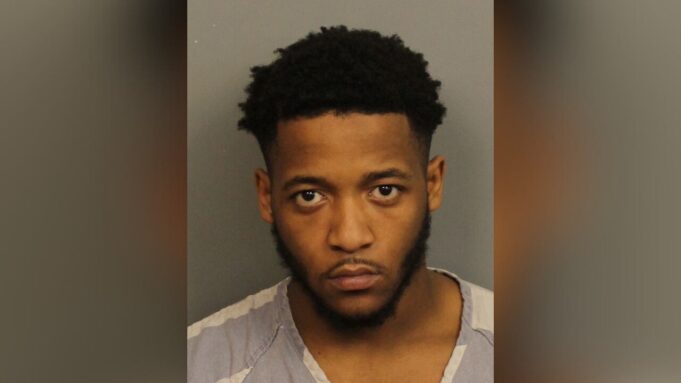 Hombre de Birmingham arrestado en relación con homicidio ocurrido el 1 de abril Hombre de Birmingham arrestado en relación con homicidio ocurrido el 1 de abril